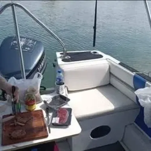 Lancha para 7 pessoas com carretinha rodoviária,