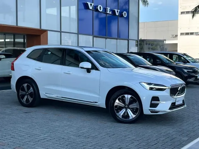 Volvo XC-60 T-8 Plus 2.0 AWD (híbrido) 2023