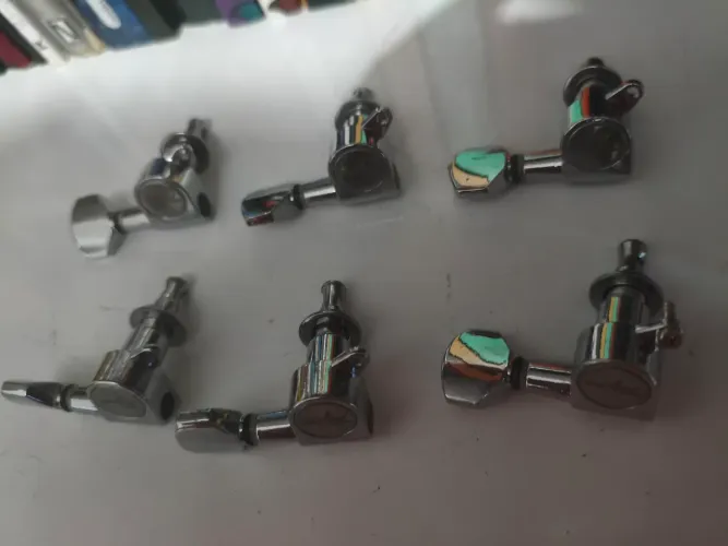 6 Tarraxas em linha 
