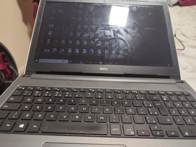 Dell i7 de quinta geração com SSD e 16 Memoriw e 4 placa vídeo