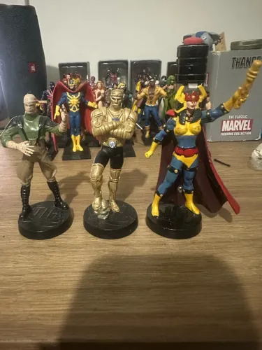 ROBOTMAN HOMEM NEGATIVO GRANDE BARDA MINIATURAS DC EAGLEMOSS
