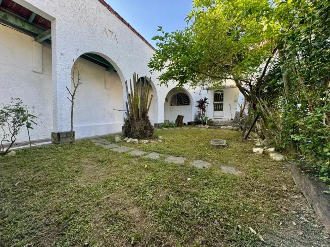 Casa mosela beira de rua tudo incluído