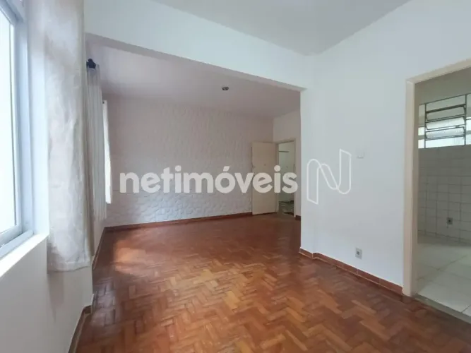 Apartamento de 3 quartos com armários e 89m²; no Bairro Cruzeiro Excelente localização!