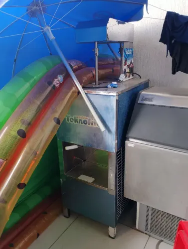 Máquina de fazer sorvete teknofrio