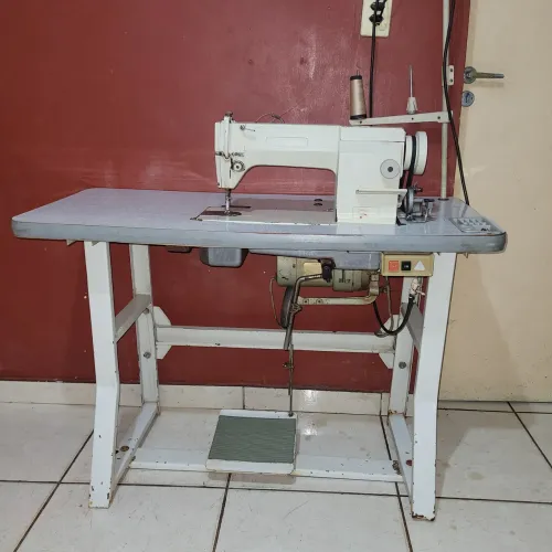 Máquina de costura Sun Star Reta funcionando 100%