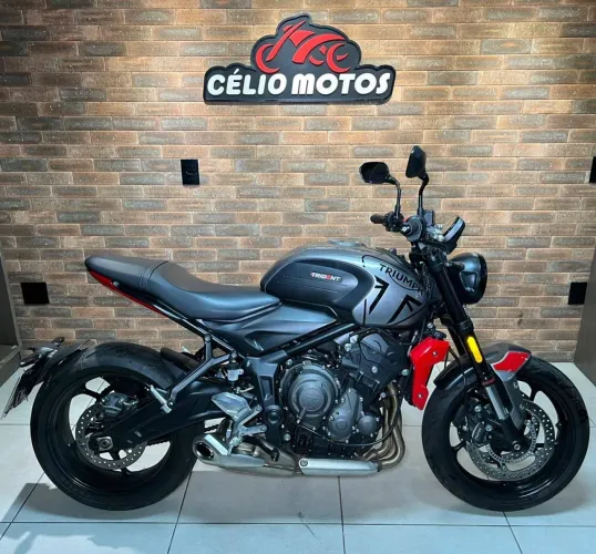 TRIUMPH TRIDENT 660 2024