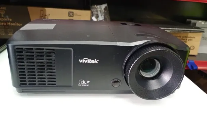 PROJETOR VIVITEK
