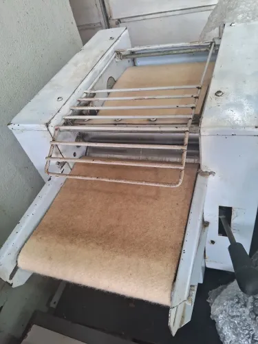 Vendo maquinaria completo para fazer Pao
