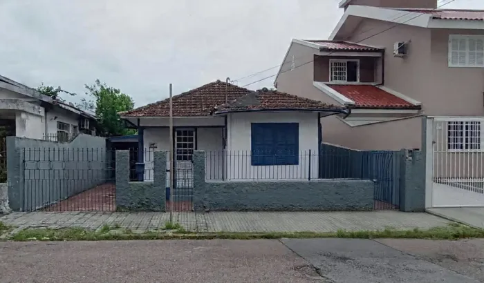 Casa de 3 dormitórios à venda no Balneário