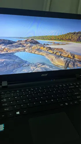 Notebook Acer Aspire ES 15 - 4GB RAM | HD 1TB