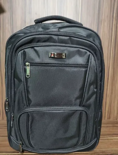 Mochila escolar para notebook bem almofada e reforçada