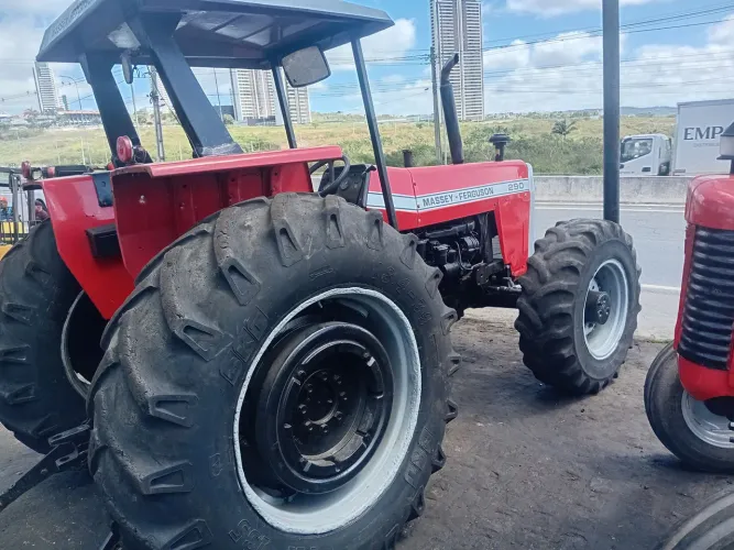 Trator 290 4x4