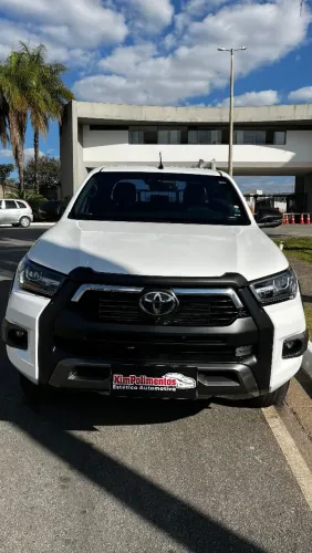 Toyota Hilux CD Conquest 4X4 2.8 Die.aut 2024