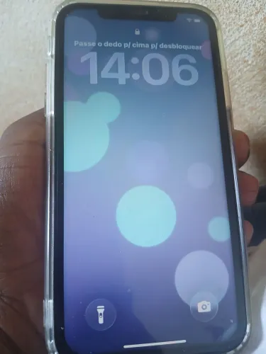 Celular iPhone 11