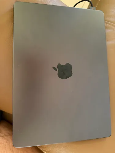 MacBook PRO M4 16pol