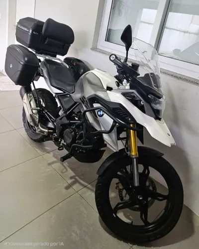 BMW G310 GS Equipada pra viagem 