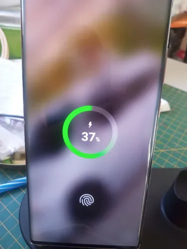 Base de carregamento 3×1 iPhone ou aparelho por indução ,Apple watch e airpods