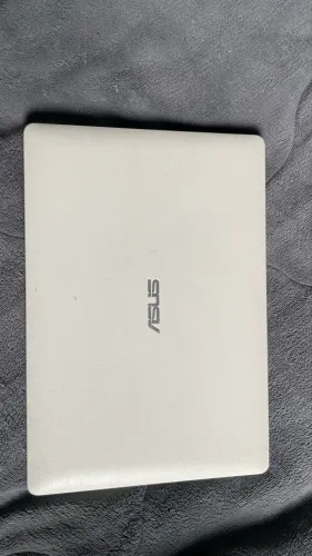 ASUS R103B - netbook 
