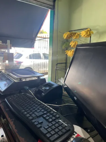 Vendo hortifruti pronto na papa João XVIII