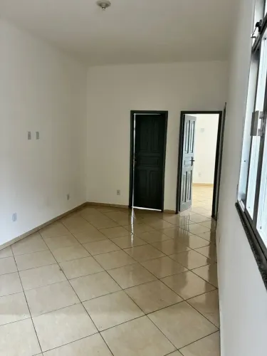 3 QUARTOS COM ESPAÇO DE SOBRA E ZERO CONDOMÍNIO NO CORAÇÃO DA 25 DE AGOSTO!