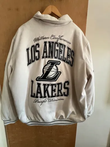 Jaqueta (Varsity Jacket) Lakers x Primark
