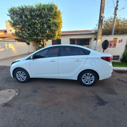 Hyundai HB20S C.plus/c.style1.0 Flex 12V Mec. 4P 2019