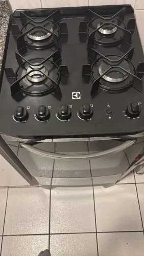 Fogão 4 bocas Electrolux