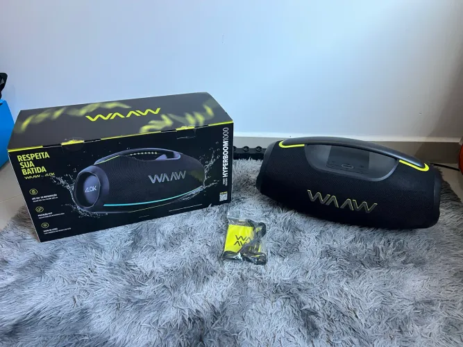 Caixa de Som Bluetooth WAAW by ALOK Hyperboom 1000 Pouquíssimo Uso