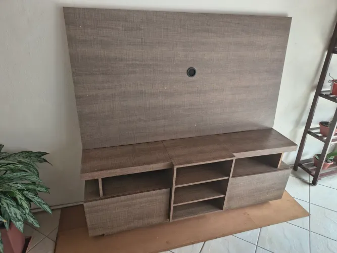Vendo Rack com painel para TV usado