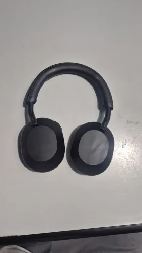 Fone de ouvido Sony WH-1000XM5 