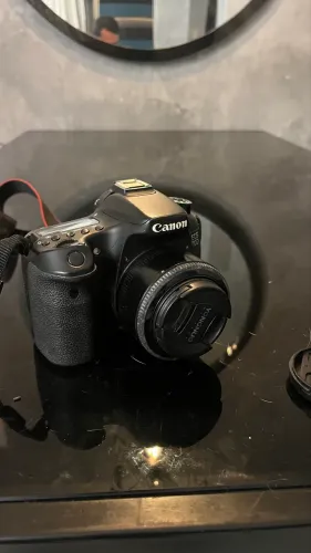 Canon EOS 70D
