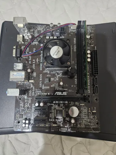 Kit Placa mãe AM1M-E + Atlhon 5150 + 4Gb RAM