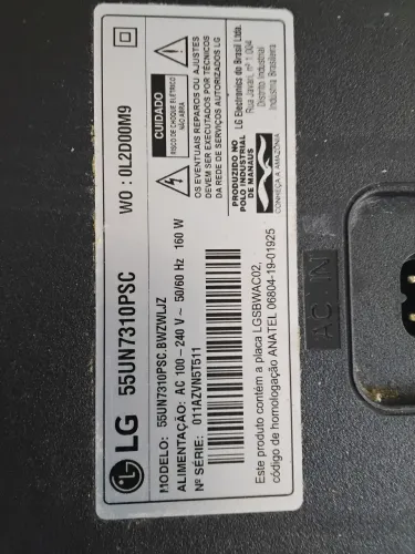 Vendo TV LG 4K com defeito 200 reais