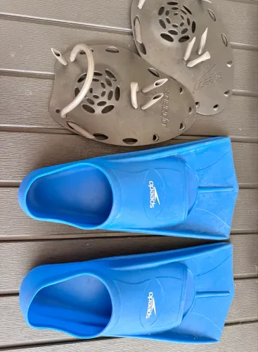 Kit nadadeira 42-43 (pé de pato) speedo + palmar