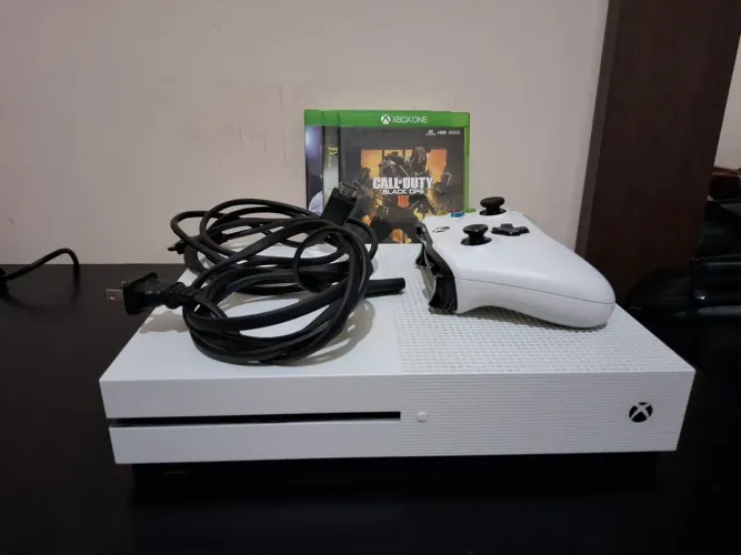 Xbox One S 1Tb Branco + Jogos