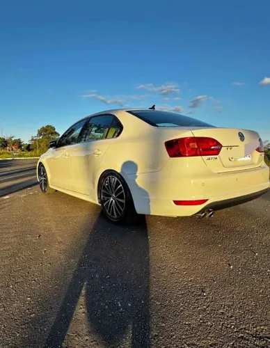 Vendo este carro barato