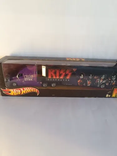 Hot Wheels Kiss Destroyer Team Transporters