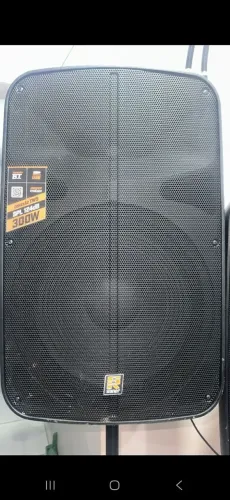 VENDO 1 PAR DE CAIXAS STANLEI SR 315 E 1 MESA DE SOM YAMAHA 12 CANAIS 
