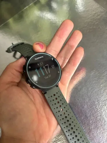Relógio Garmin 235