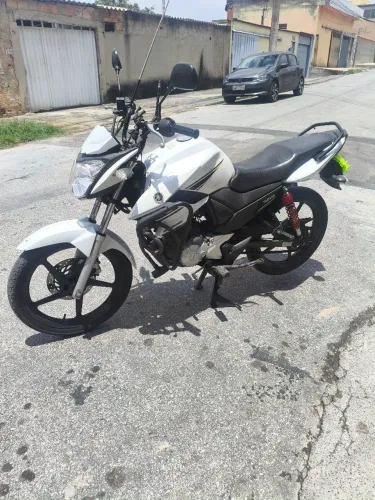 Fazer 150 a venda