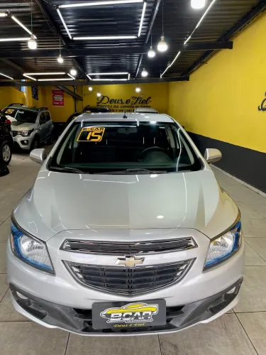 Chevrolet Onix Hatch LTZ 1.4 8V Flex Power Aut. 4P 2015
