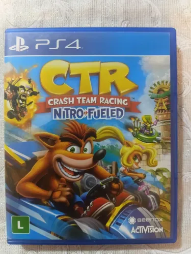 Crash corrida team racing