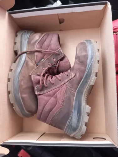 Bota com biqueira de EPI 35/36