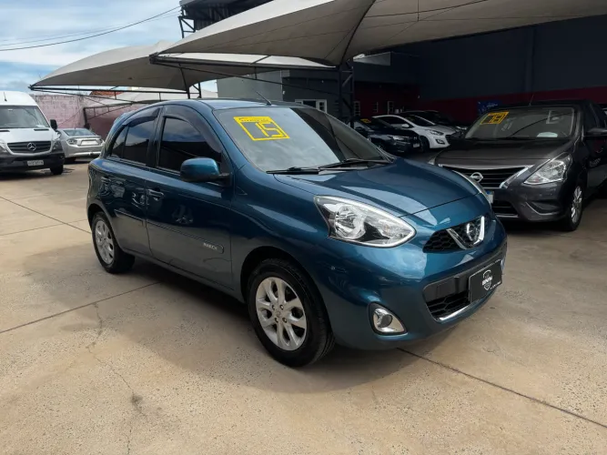 Nissan March SV 1.6 16V Flex Fuel 2015