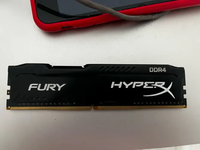 Kingston HyperX Fury 8GB DDR4 2666mhz (usada)