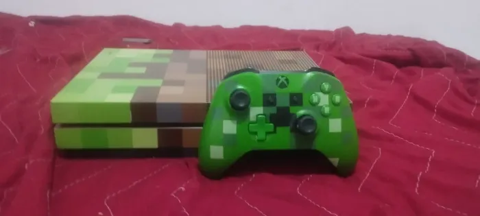 Xbox one s Minecraft