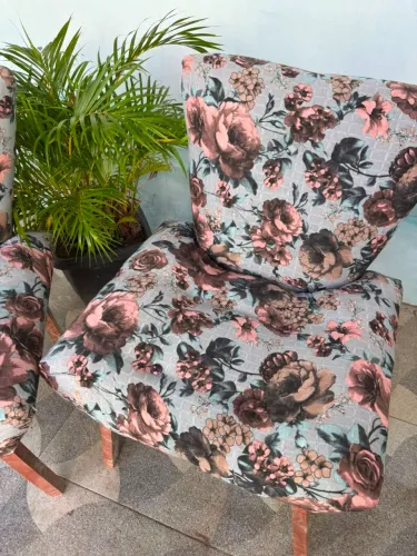 Poltronas em veludo 