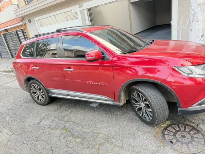 Mitsubishi Outlander 2.2 165cv Diesel Aut. 2016