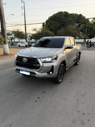 Toyota Hilux CD SRV 4X4 2.8 TDI Diesel Aut. 2017