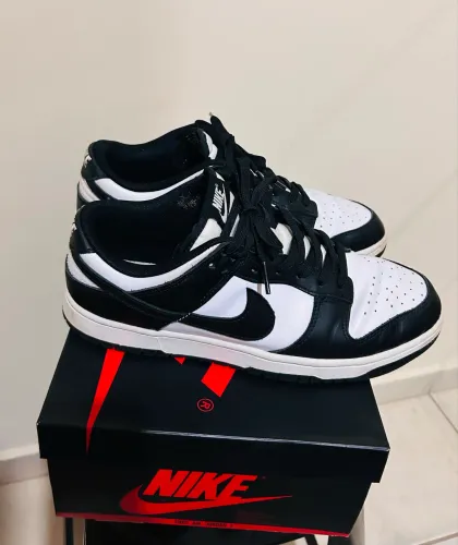 Tênis Nike Dunk Low Retro Panda tamanho 41/42, original, muito conservado 